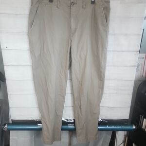 Cabela's Men's Khaki Chinos